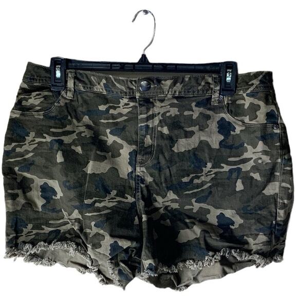 AG Denim Camo Camouflage Short Womens 18W Casual High Rise Cut Off Brown Green - Picture 1 of 9